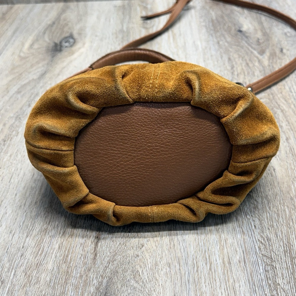 Rusty Brown Suede Crossbody Shoulder Bag Boutique Brand Miatras - Picture 8 of 16